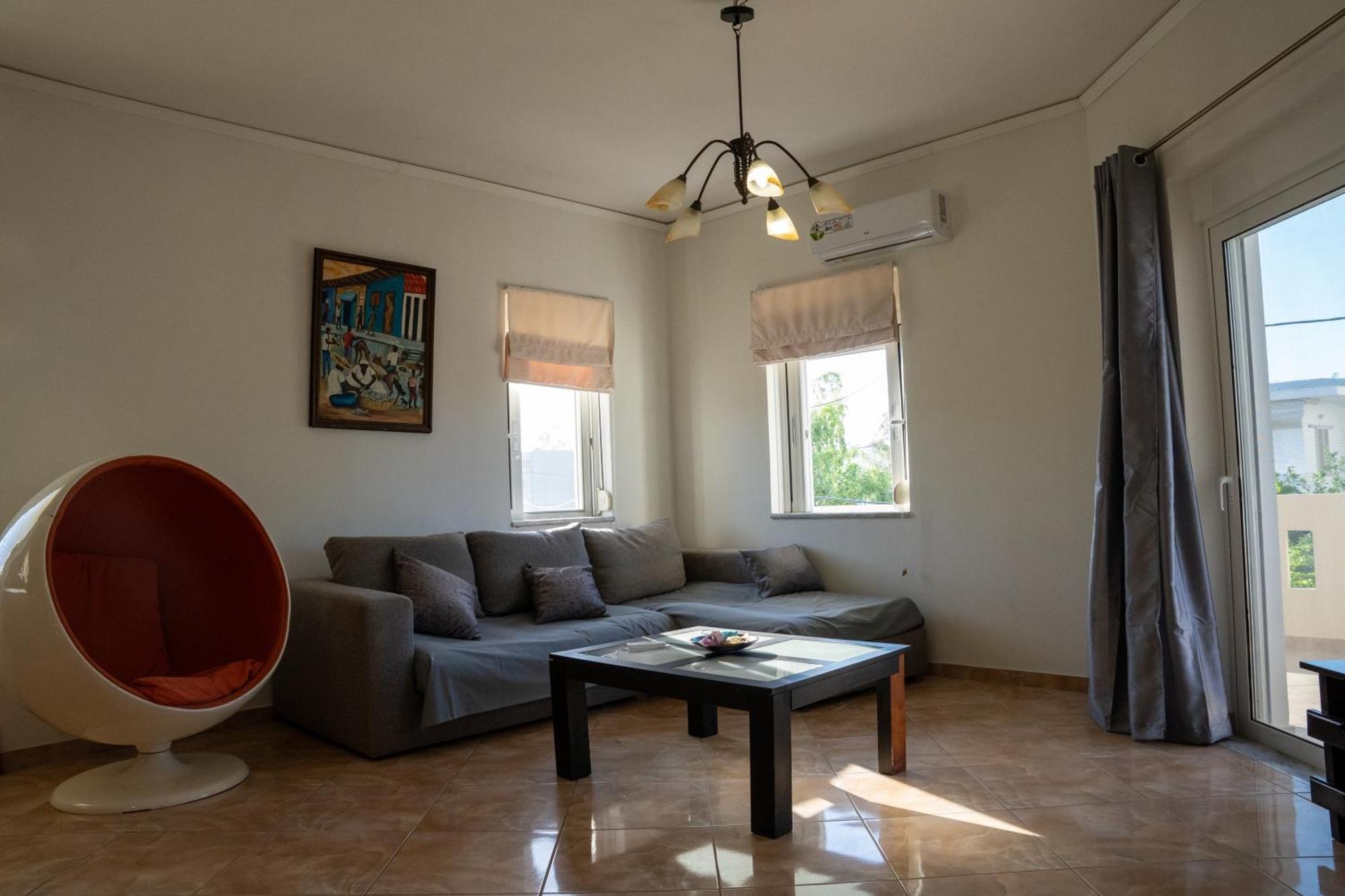 Serenity House * Souda